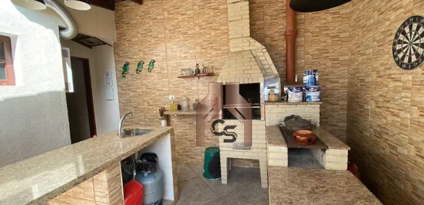 Fazenda / Sítio / Chácara com 3 Quartos à venda, 180m² no , Igaratá