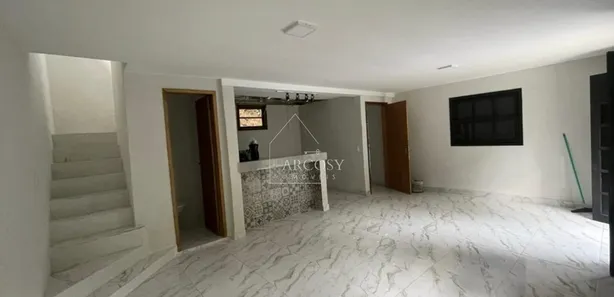 Casa de Condomínio com 2 Quartos à venda, 100m² no Cuiabá, Petrópolis
