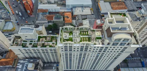 Apartamento com 2 Quartos para alugar, 50m² no Centro, Curitiba