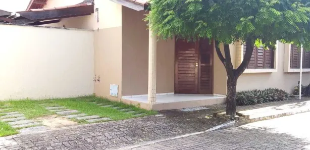 Casa de Condomínio com 2 Quartos para alugar, 56m² no Itapoã, Caucaia