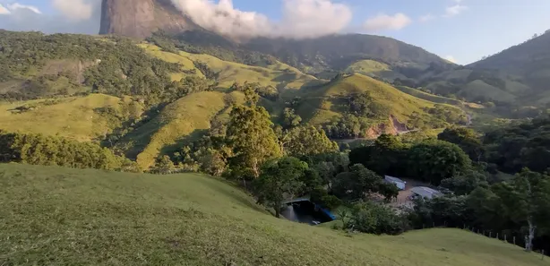 Fazenda / Sítio / Chácara com 3 Quartos à venda, 300000m² no Área Rural de Macaé, Macaé
