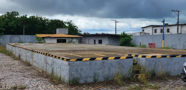 Conjunto Comercial / Sala à venda, 300m² no Centro, Feira de Santana
