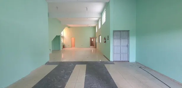 Prédio Inteiro com 3 Quartos à venda, 400m² no Jardim Terras de Santa Helena, Jacareí