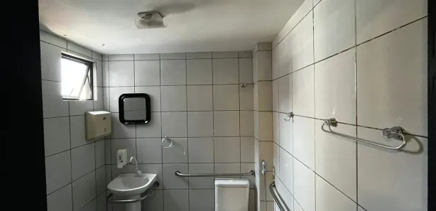 Conjunto Comercial / Sala com 1 Quarto para venda ou aluguel, 36m² no Candelária, Natal
