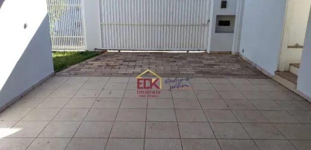 Sobrado com 3 Quartos à venda, 300m² no Jardim Amália, Volta Redonda