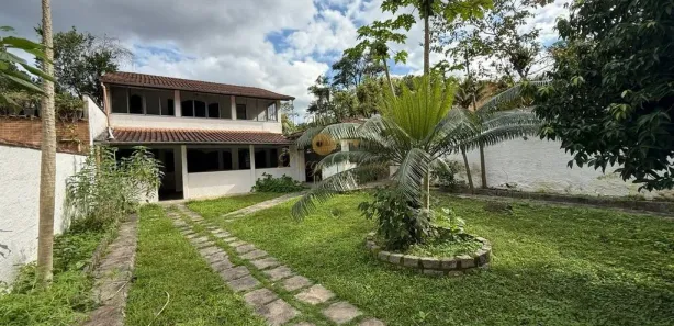 Casa de Condomínio com 3 Quartos à venda, 385m² no Várzea Alegre, Guapimirim