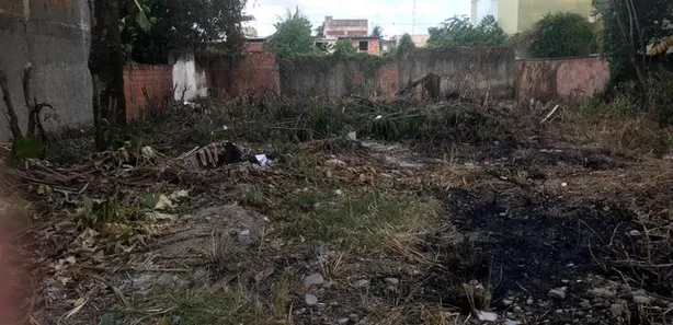 Terreno / Lote / Condomínio à venda, 800m² no Areia Branca, Belford Roxo
