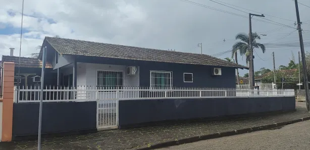 Casa com 2 Quartos à venda, 145m² no Rocio Pequeno, São Francisco do Sul