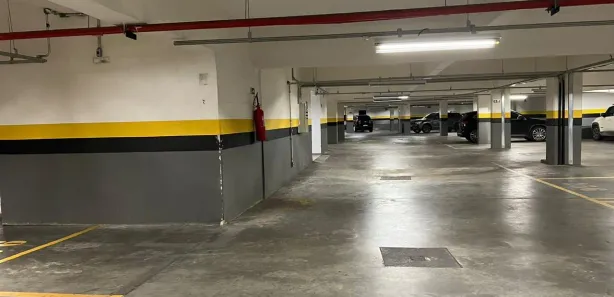 Garagem à venda, 10m² no Rebouças, Curitiba