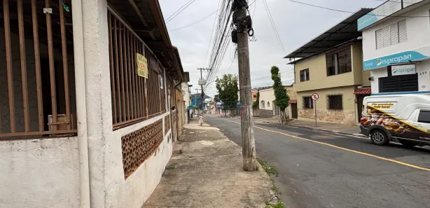 Loja / Salão / Ponto Comercial à venda, 64m² no Manoel Honório, Juiz de Fora