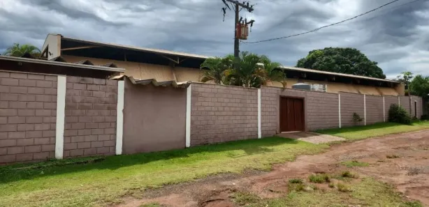 Fazenda / Sítio / Chácara com 3 Quartos para alugar, 800m² no Jardim Diva Tarlá de Carvalho, Ribeirão Preto