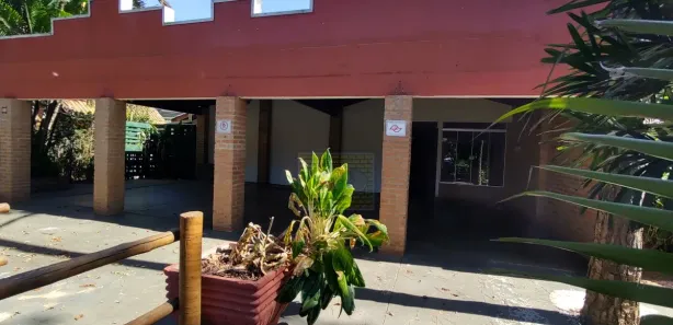 Conjunto Comercial / Sala para alugar, 300m² no Centro, Holambra