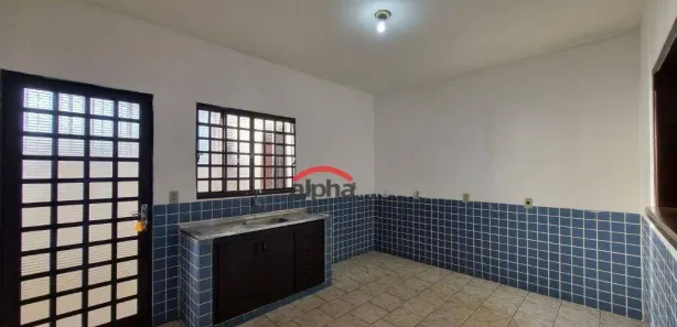 Casa com 2 Quartos para alugar, 70m² no Vila Menuzzo, Sumaré