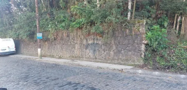 Terreno / Lote / Condomínio à venda, 9542m² no Bingen, Petrópolis