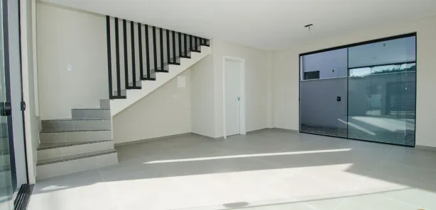 Sobrado com 2 Quartos à venda, 67m² no Armação, Penha
