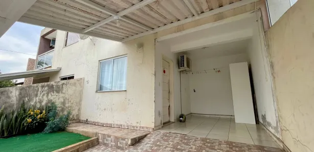 Casa com 3 Quartos para alugar, 83m² no São Lucas, Chapecó