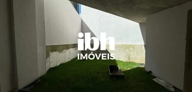 Loja / Salão / Ponto Comercial à venda, 91m² no São José, Uberaba