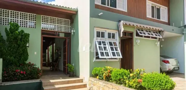 Casa com 3 Quartos para alugar, 301m² no Rudge Ramos, São Bernardo do Campo