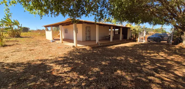 Fazenda / Sítio / Chácara com 2 Quartos à venda, 200m² no Núcleo Rural Lago Oeste, Brasília