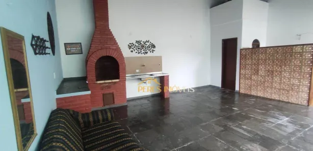 Casa com 5 Quartos para venda ou aluguel, 180m² no Centro, Rio das Ostras