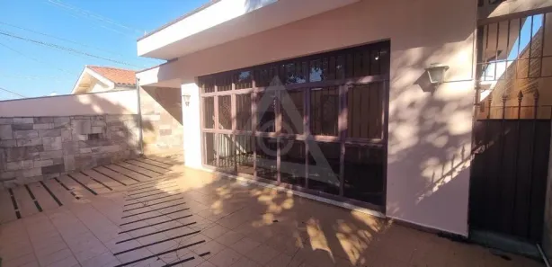 Prédio Inteiro com 4 Quartos para venda ou aluguel, 274m² no Jardim Chapadão, Campinas