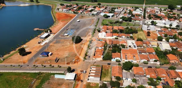 Terreno / Lote / Condomínio à venda, 360m² no bairro Nazaré, Hidrolândia