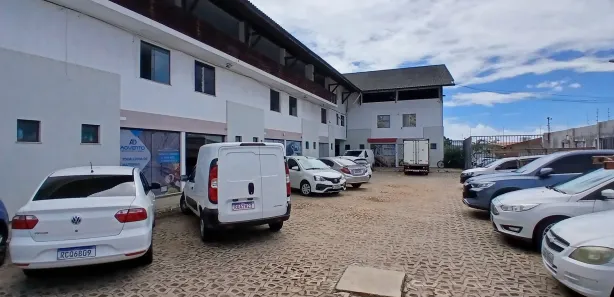 Conjunto Comercial / Sala para alugar, 50m² no Recreio Ipitanga, Lauro de Freitas