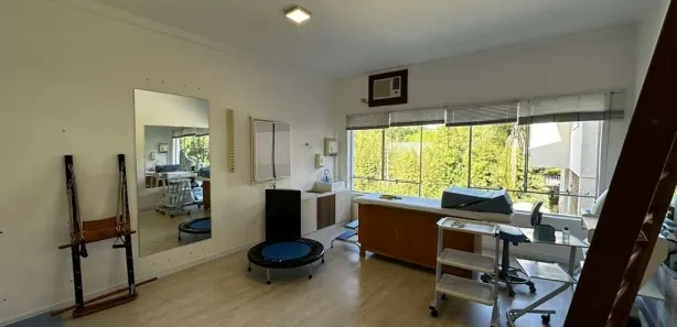 Loja / Salão / Ponto Comercial à venda, 31m² no Granja Viana, Cotia