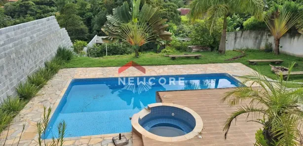 Fazenda / Sítio / Chácara com 5 Quartos à venda, 346m² no Caioçara, Jarinu