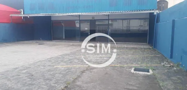 Galpão / Depósito / Armazém para alugar, 150m² no Praia do Siqueira, Cabo Frio
