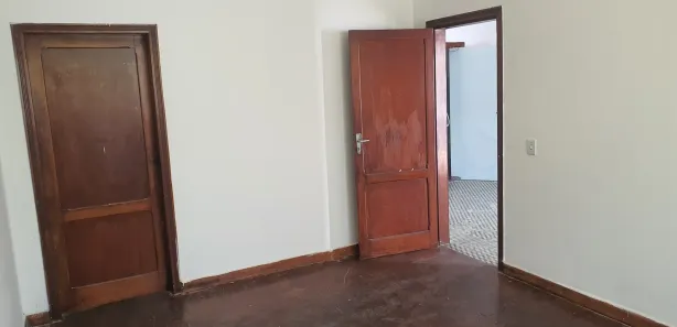 Casa com 3 Quartos para alugar, 130m² no São José, Campina Grande