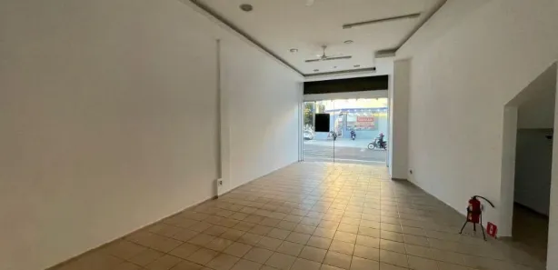 Loja / Salão / Ponto Comercial para alugar, 99m² no Paraíso, Araçatuba