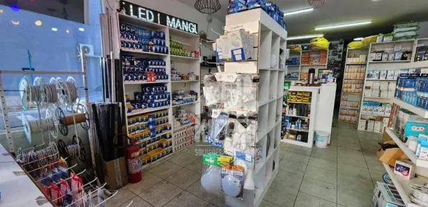 Loja / Salão / Ponto Comercial à venda, 55m² no Centro, Maricá