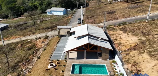 Fazenda / Sítio / Chácara com 3 Quartos à venda, 1000m² no , Mairinque
