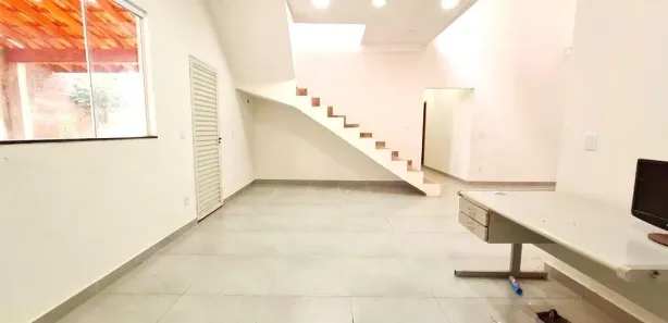Fazenda / Sítio / Chácara com 3 Quartos para alugar, 250m² no Jardim do Lago, Limeira