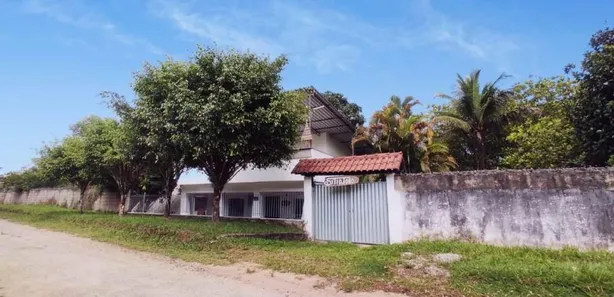 Fazenda / Sítio / Chácara com 3 Quartos à venda, 2700m² no Vale das Pedrinhas, Guapimirim