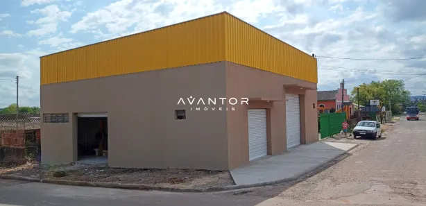 Galpão / Depósito / Armazém com 2 Quartos à venda, 224m² no Urlândia, Santa Maria