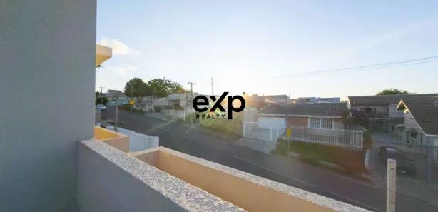 Sobrado com 3 Quartos à venda, 195m² no Uberaba, Curitiba
