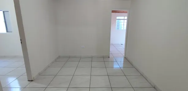 Casa com 3 Quartos para alugar, 200m² no Núcleo Bartholomeu Bueno de Miranda, Presidente Prudente