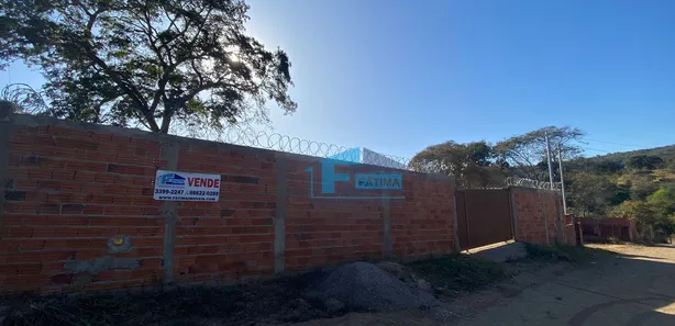 Casa de Condomínio com 2 Quartos à venda, 180m² no Alexânia, Alexânia