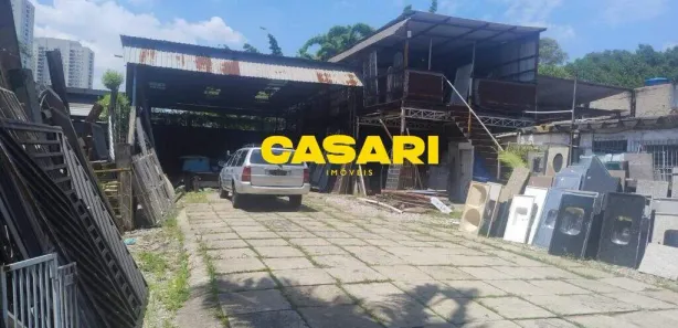 Terreno / Lote / Condomínio à venda, 780m² no Piraporinha, Diadema