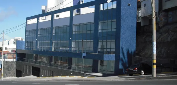 Prédio Inteiro à venda, 1000m² no Amaralina, Salvador