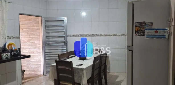 Casa com 3 Quartos à venda, 220m² no Vila Pasti, Louveira