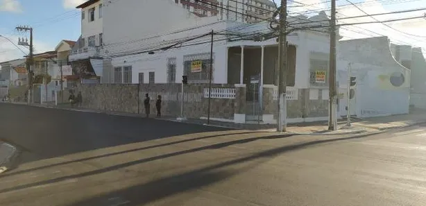 Prédio Inteiro à venda, 300m² no São José, Aracaju