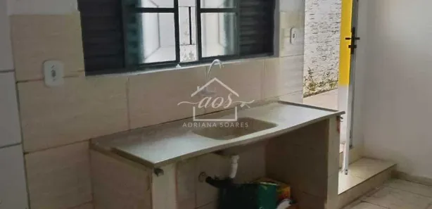 Casa de Vila com 1 Quarto para alugar, 30m² no Vila São Paulo, Mogi das Cruzes