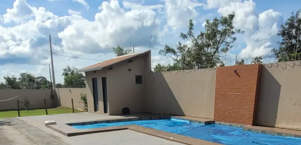Fazenda / Sítio / Chácara com 3 Quartos à venda, 140m² no Residencial Atlântico Sul, Campo Grande