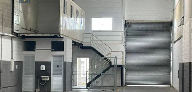 Galpão / Depósito / Armazém para alugar, 700m² no Olaria, Salto
