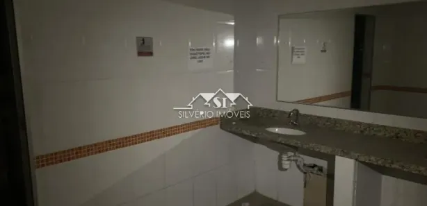 Loja / Salão / Ponto Comercial com 10 Quartos para venda ou aluguel, 550m² no Jardim Vinte e Cinco de Agosto, Duque de Caxias
