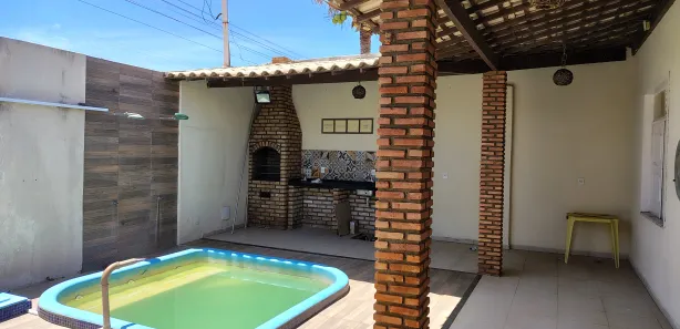 Casa com 3 Quartos para alugar, 180m² no , Estância