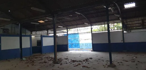 Galpão / Depósito / Armazém à venda, 893m² no Jacarepaguá, Rio de Janeiro